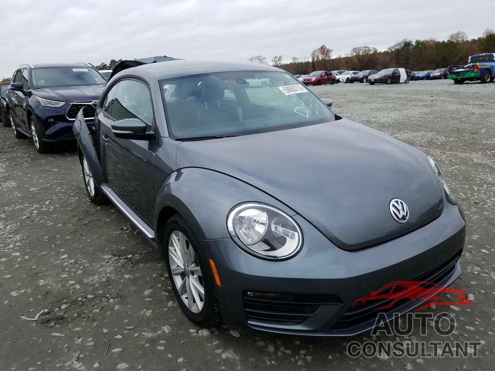 VOLKSWAGEN BEETLE 2018 - 3VWFD7AT0JM714626