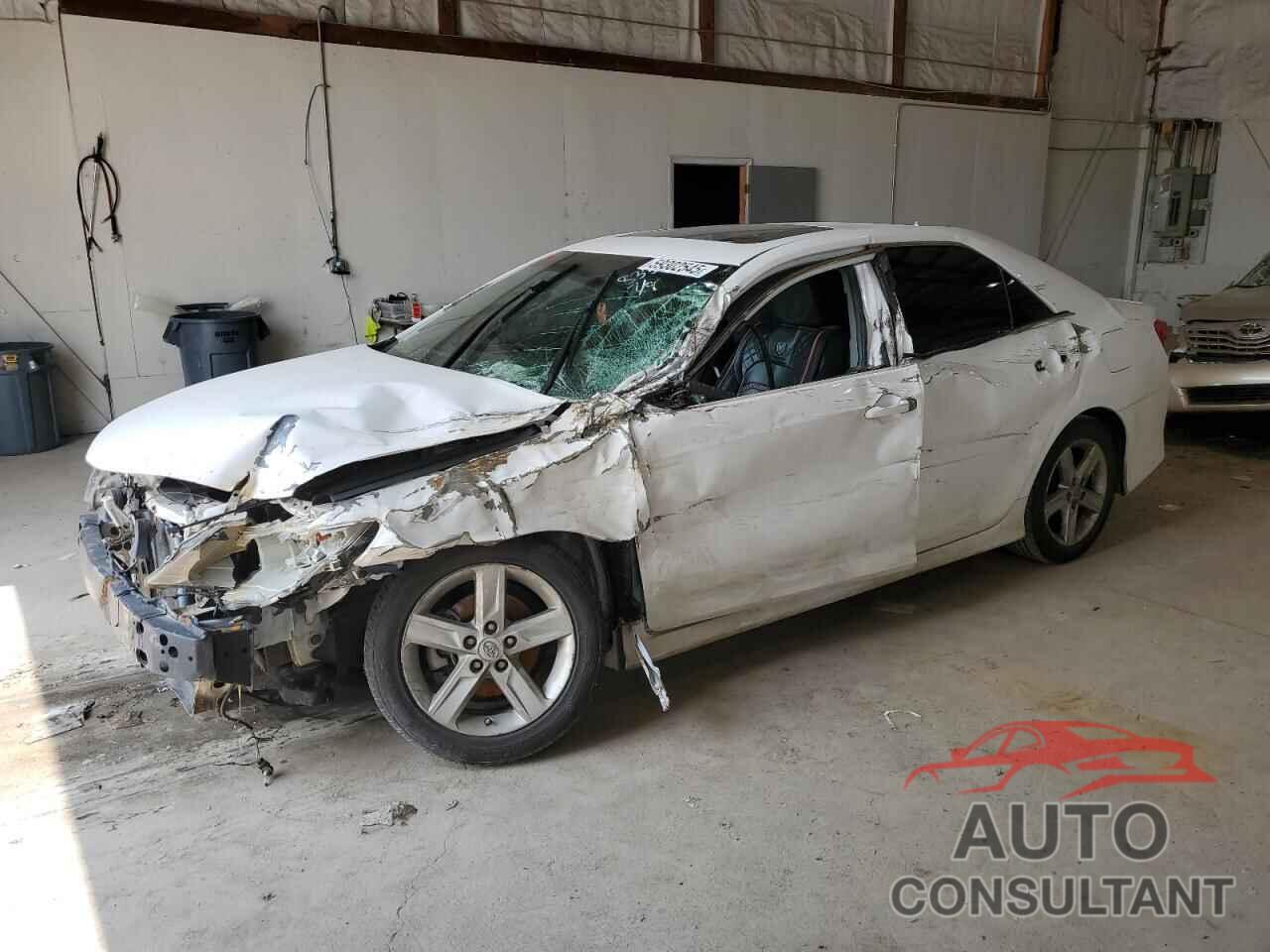 TOYOTA CAMRY 2014 - 4T1BF1FK4EU448338