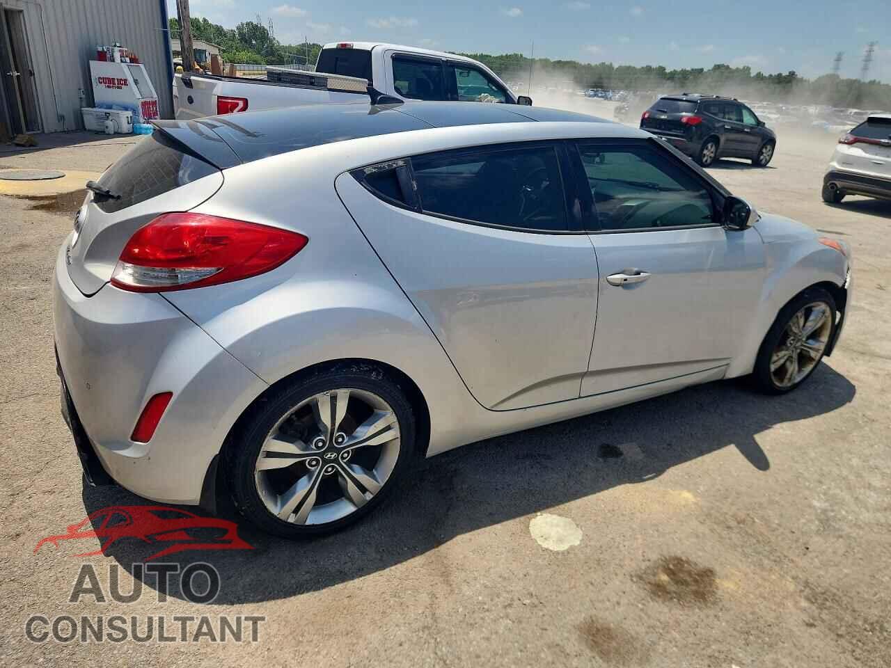 HYUNDAI VELOSTER 2013 - KMHTC6AD2DU166913