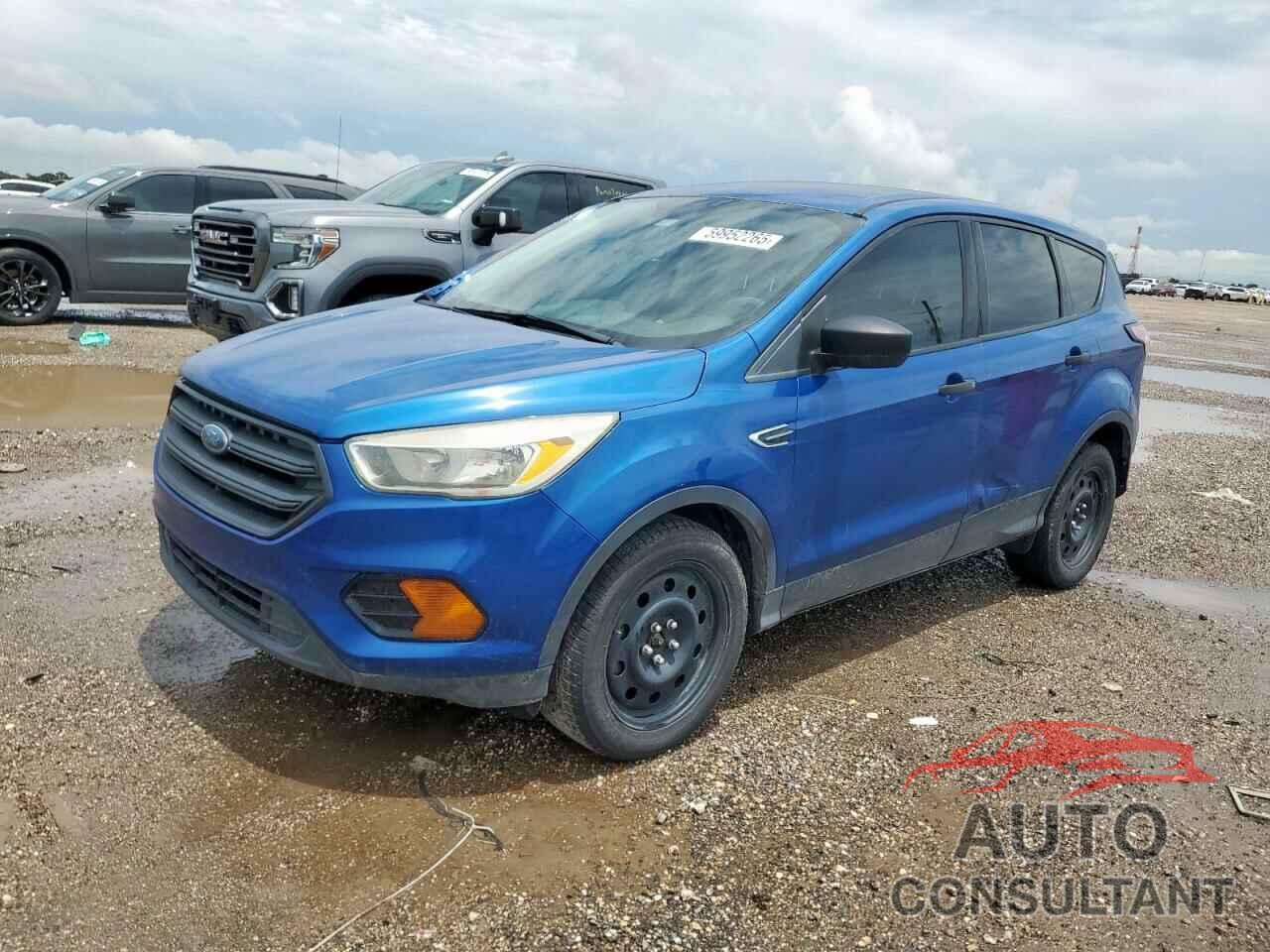 FORD ESCAPE 2017 - 1FMCU0F78HUC10223