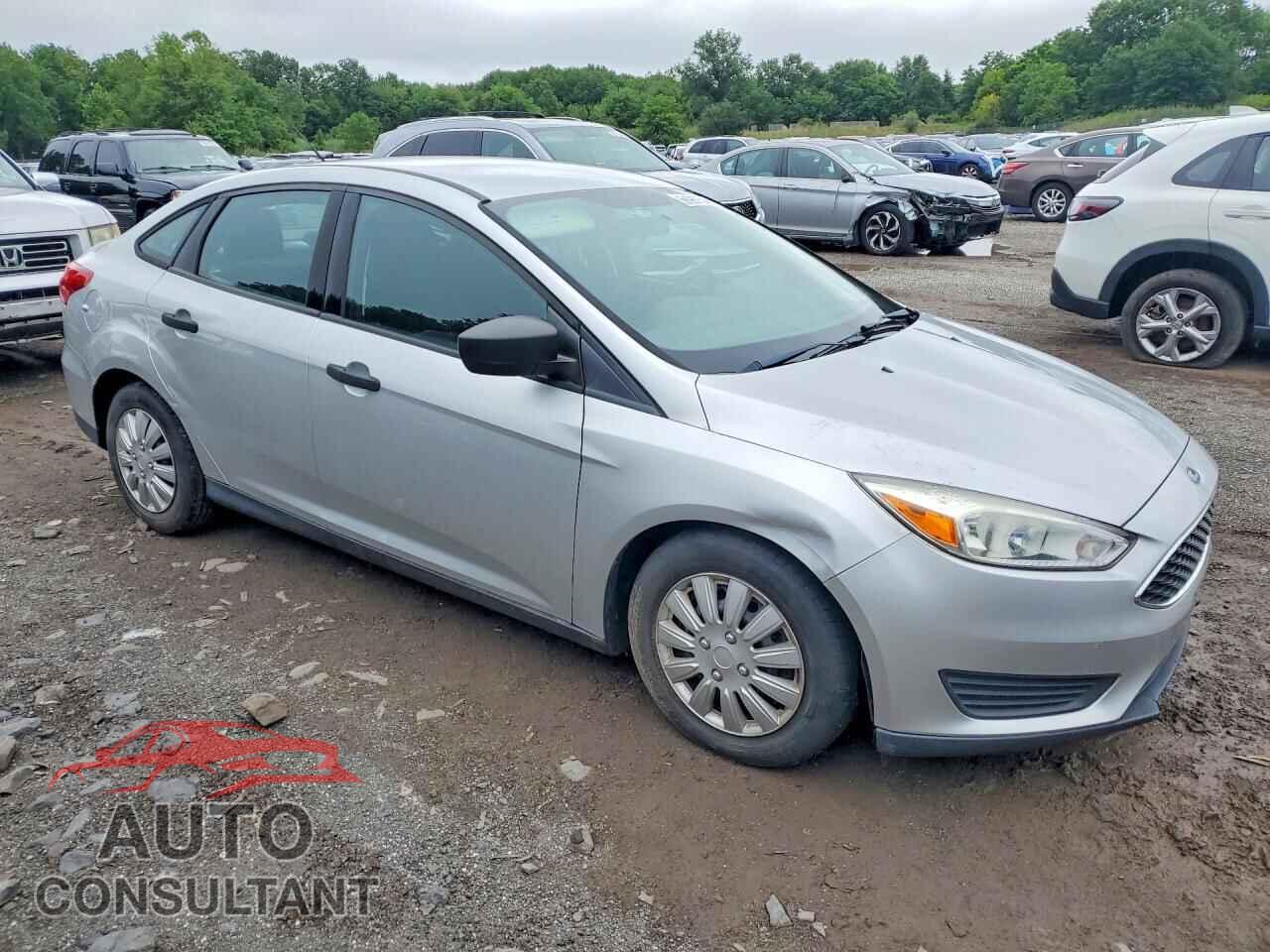 FORD FOCUS 2015 - 1FADP3E22FL253178
