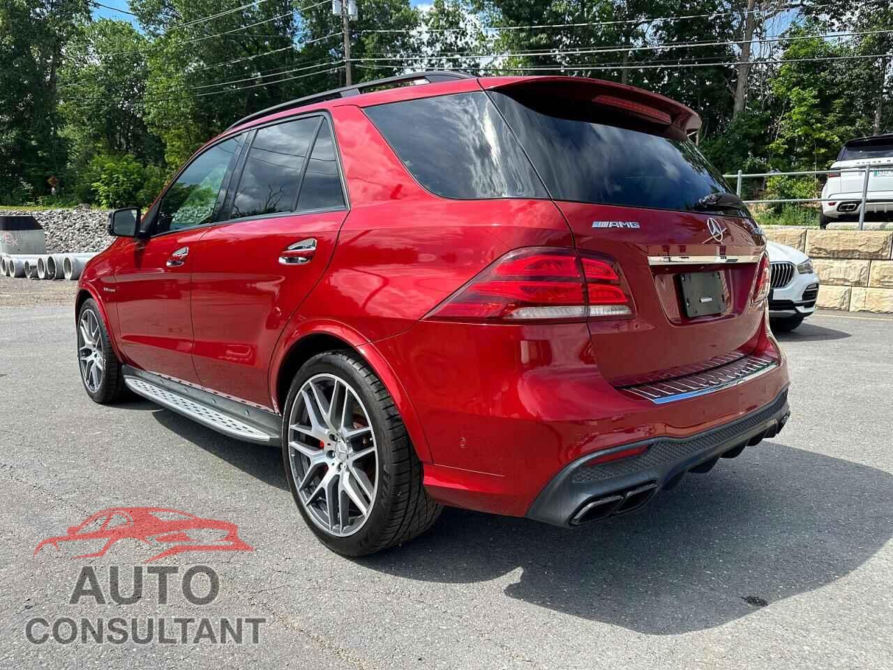 MERCEDES-BENZ GLE-CLASS 2018 - 4JGDA7FB9JA997619