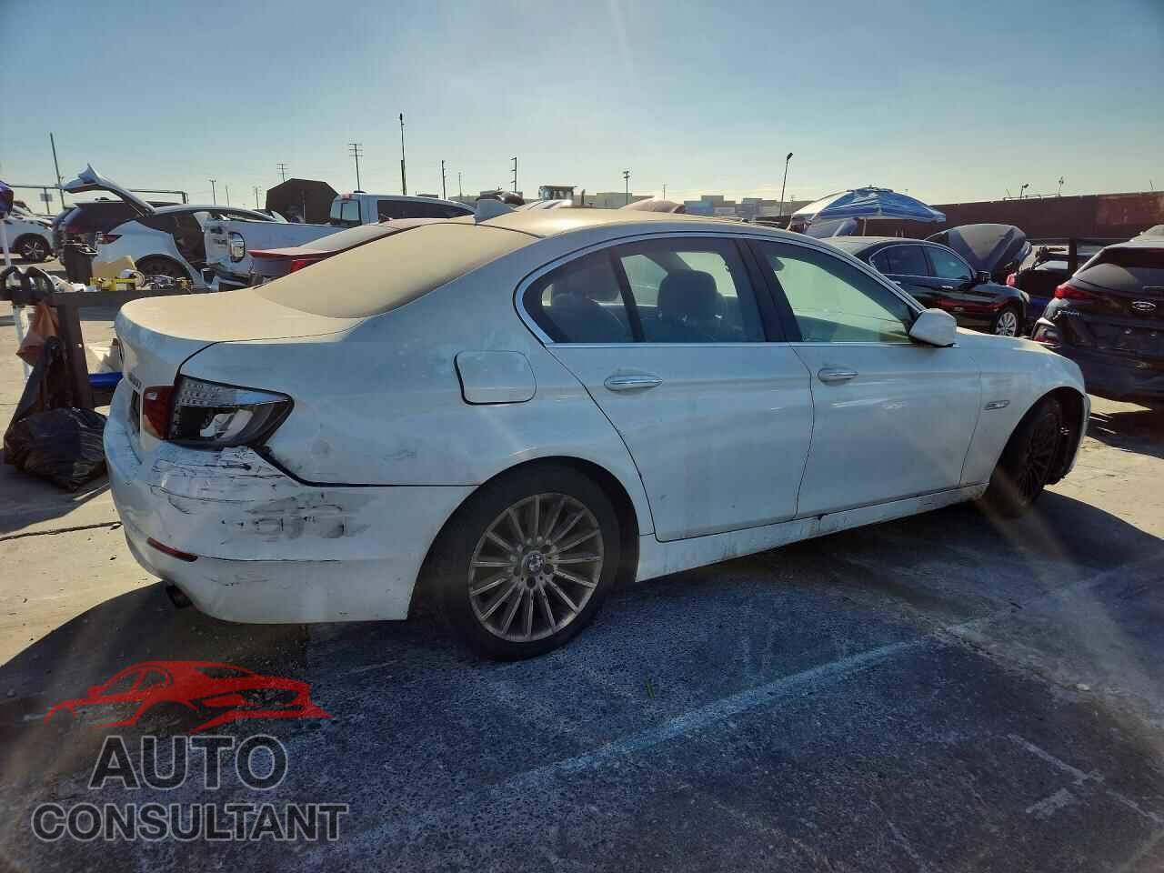 BMW 5 SERIES 2011 - WBAFR7C58BC607861