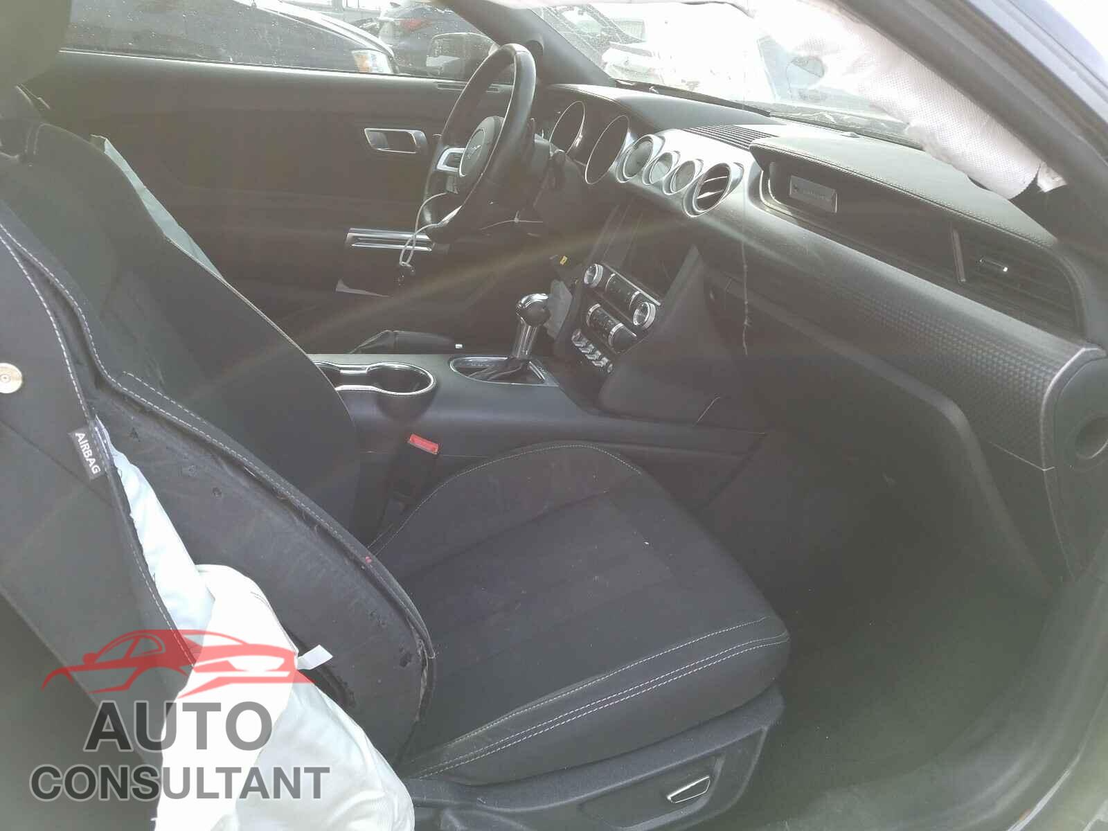 FORD MUSTANG 2018 - 1FA6P8TH3J5175164