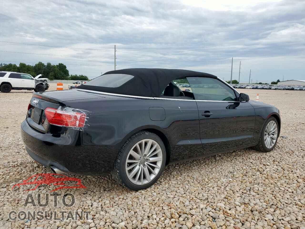 AUDI A5 2012 - WAUCFAFH3CN009049