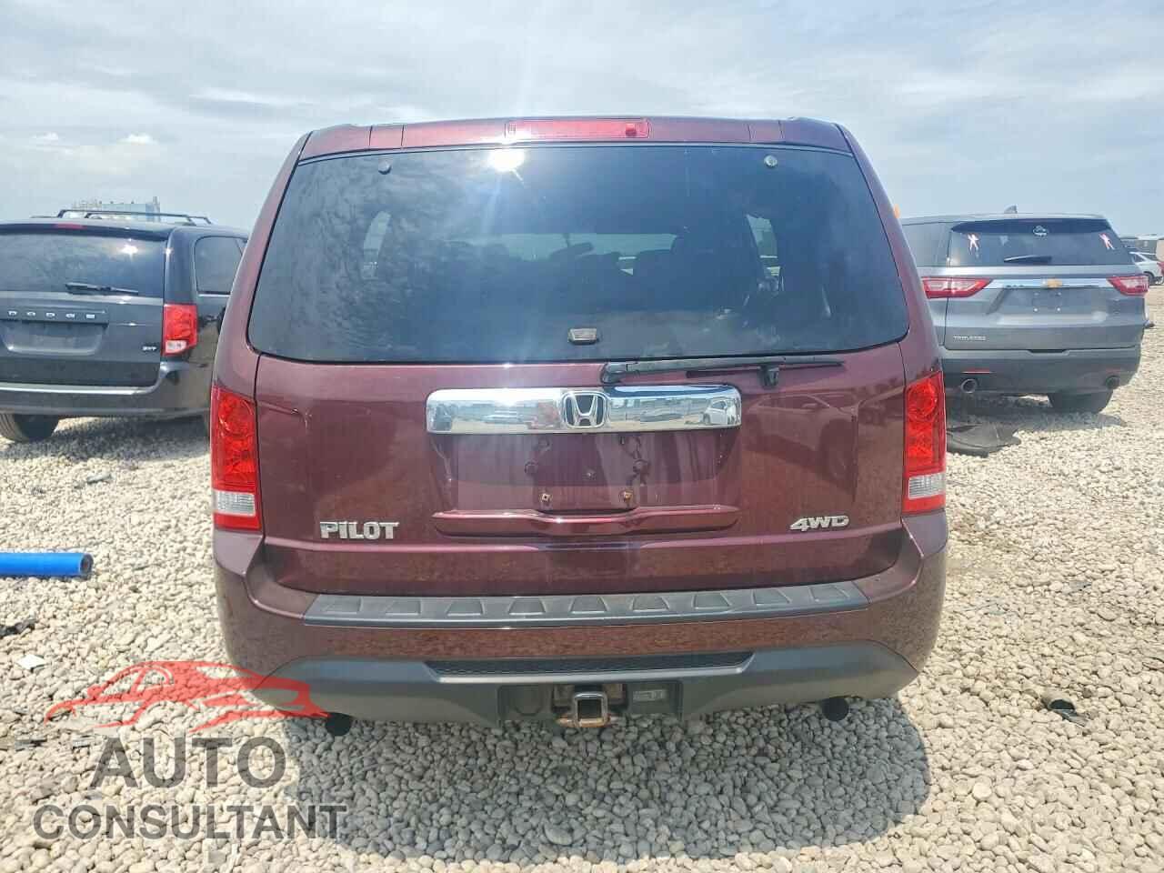 HONDA PILOT 2013 - 5FNYF4H24DB024582