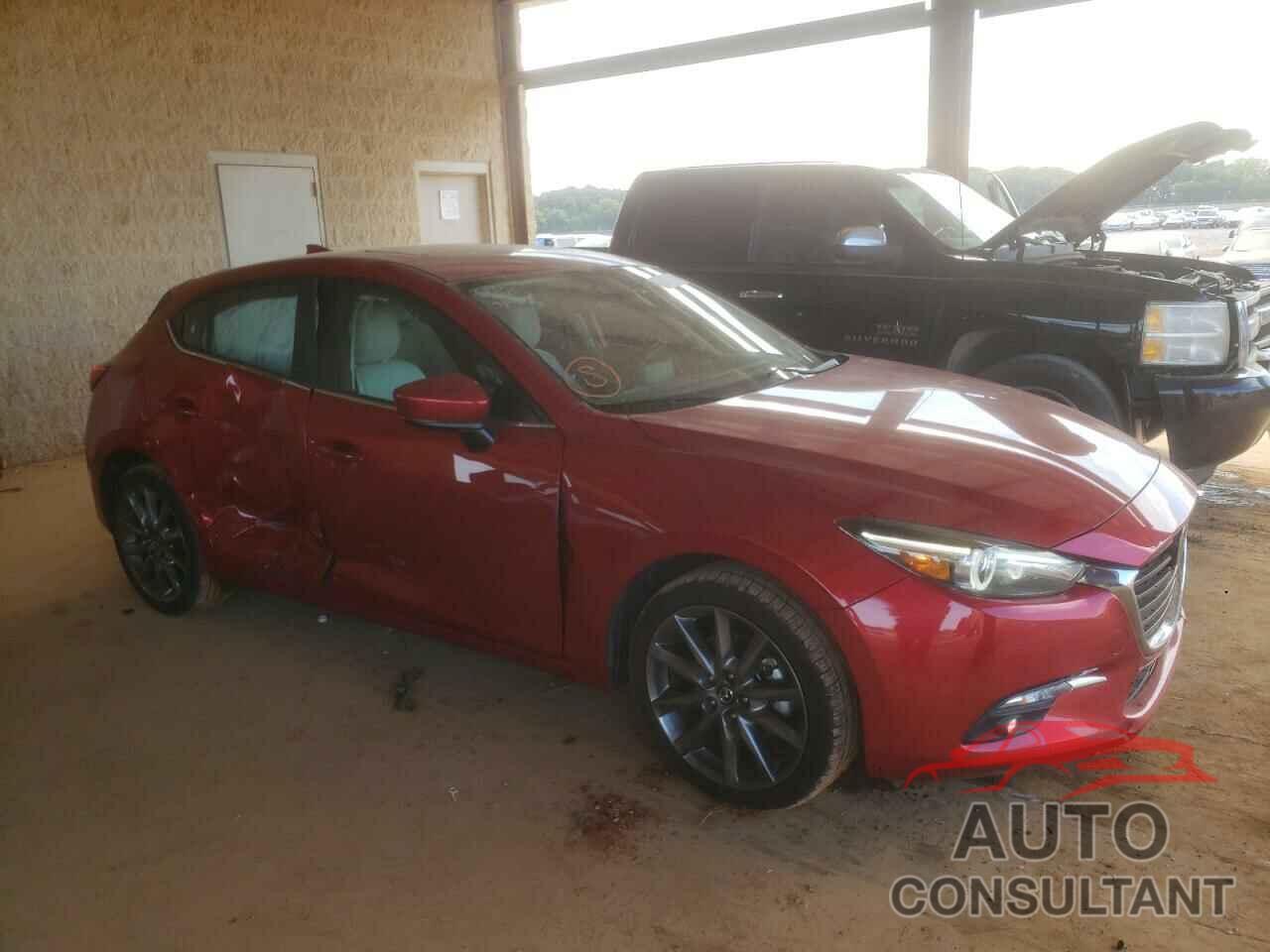 MAZDA 3 2018 - 3MZBN1M3XJM166719