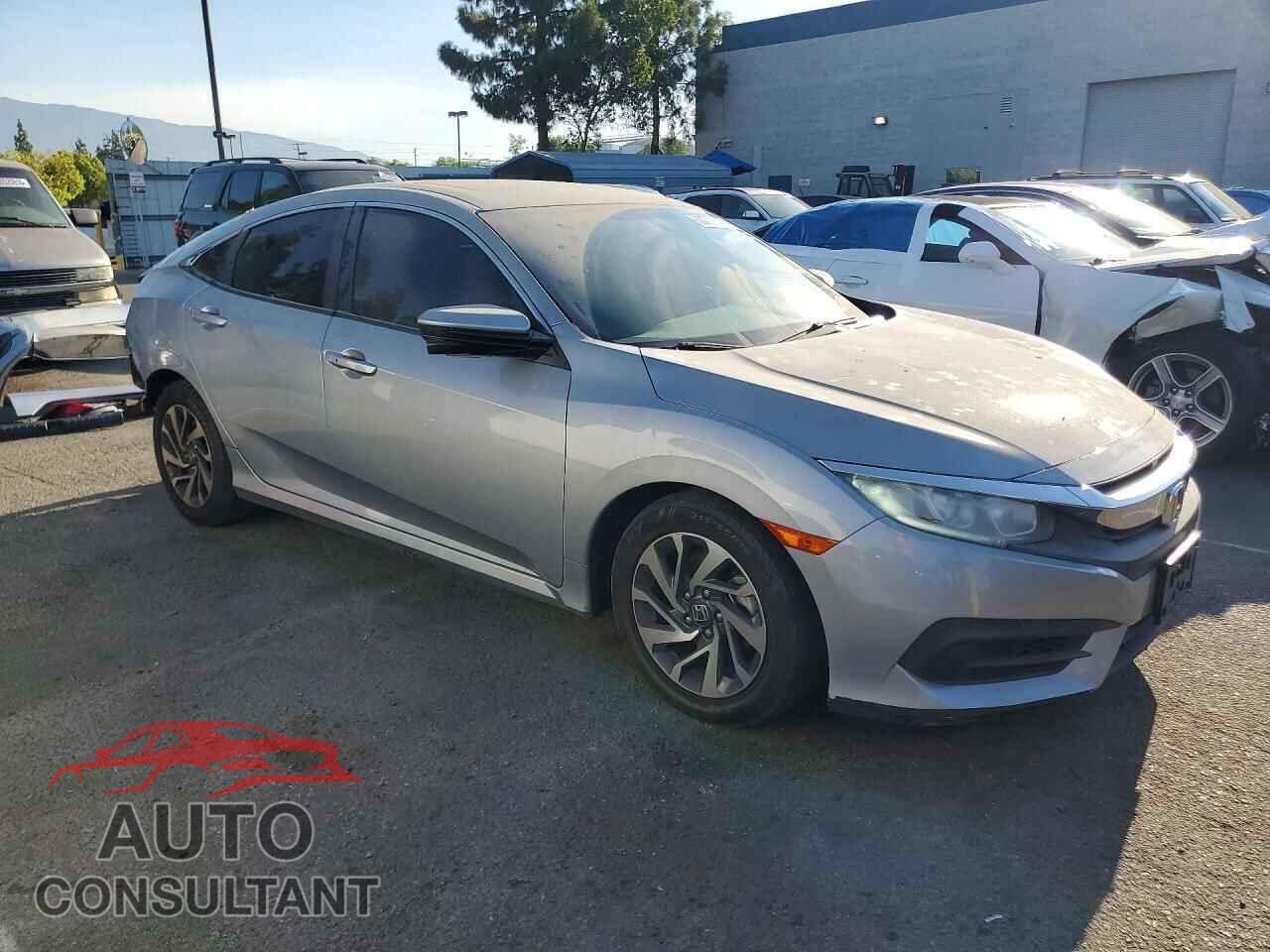 HONDA CIVIC 2017 - 2HGFC2F71HH516541