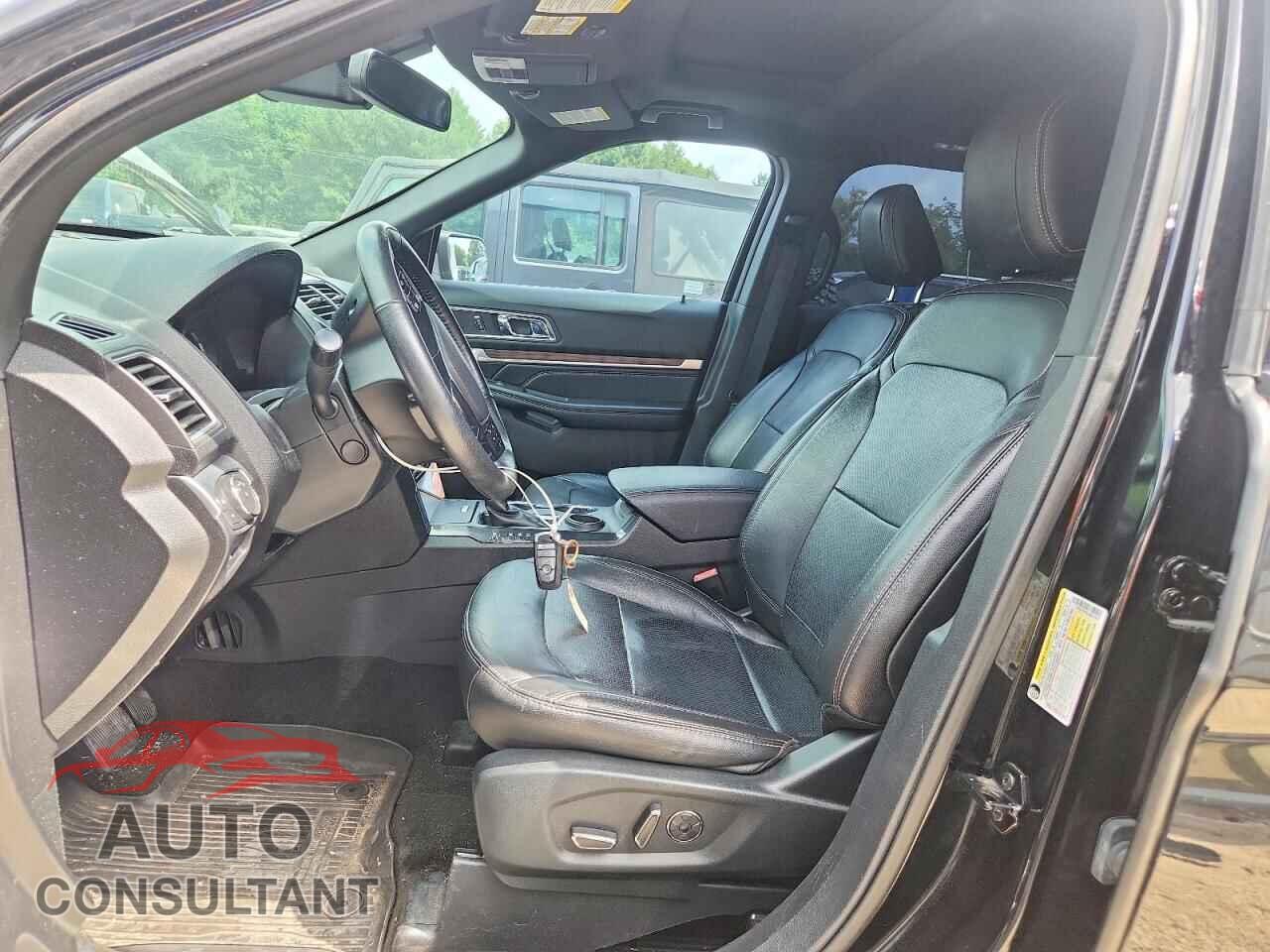FORD EXPLORER 2018 - 1FM5K7F86JGB15924