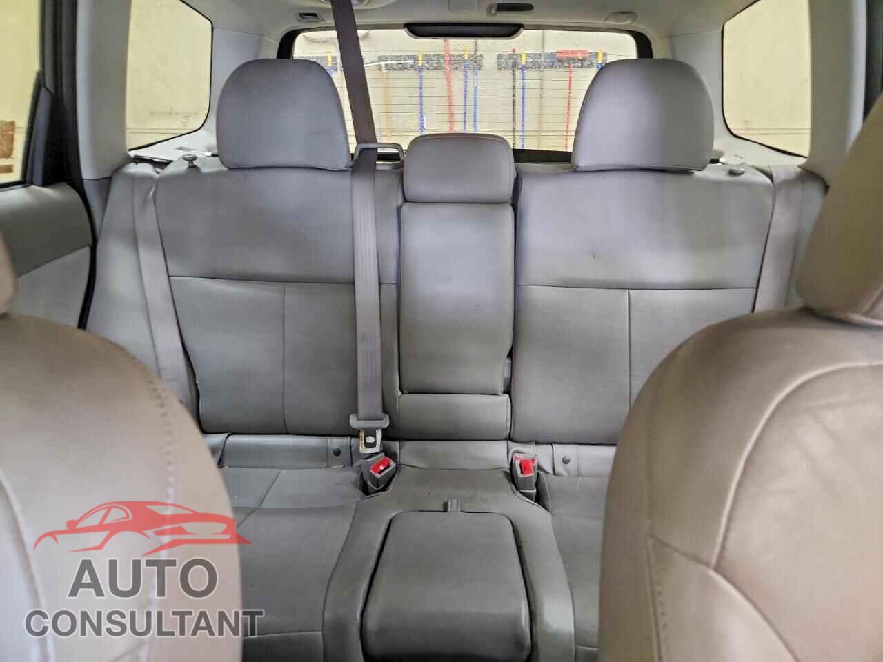 SUBARU FORESTER 2013 - JF2SHAEC7DH404724