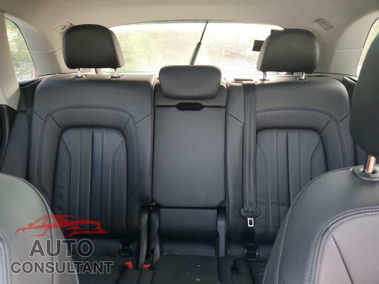 AUDI Q5 2018 - WA1BNAFYXJ2009186