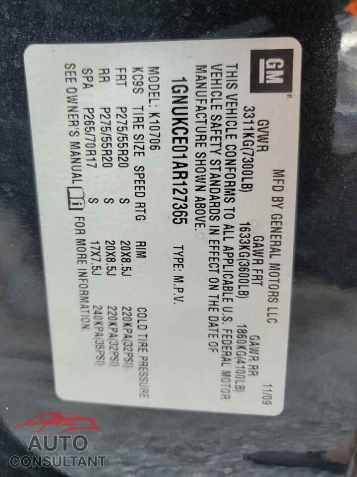CHEVROLET TAHOE 2010 - 1GNUKCE01AR127365
