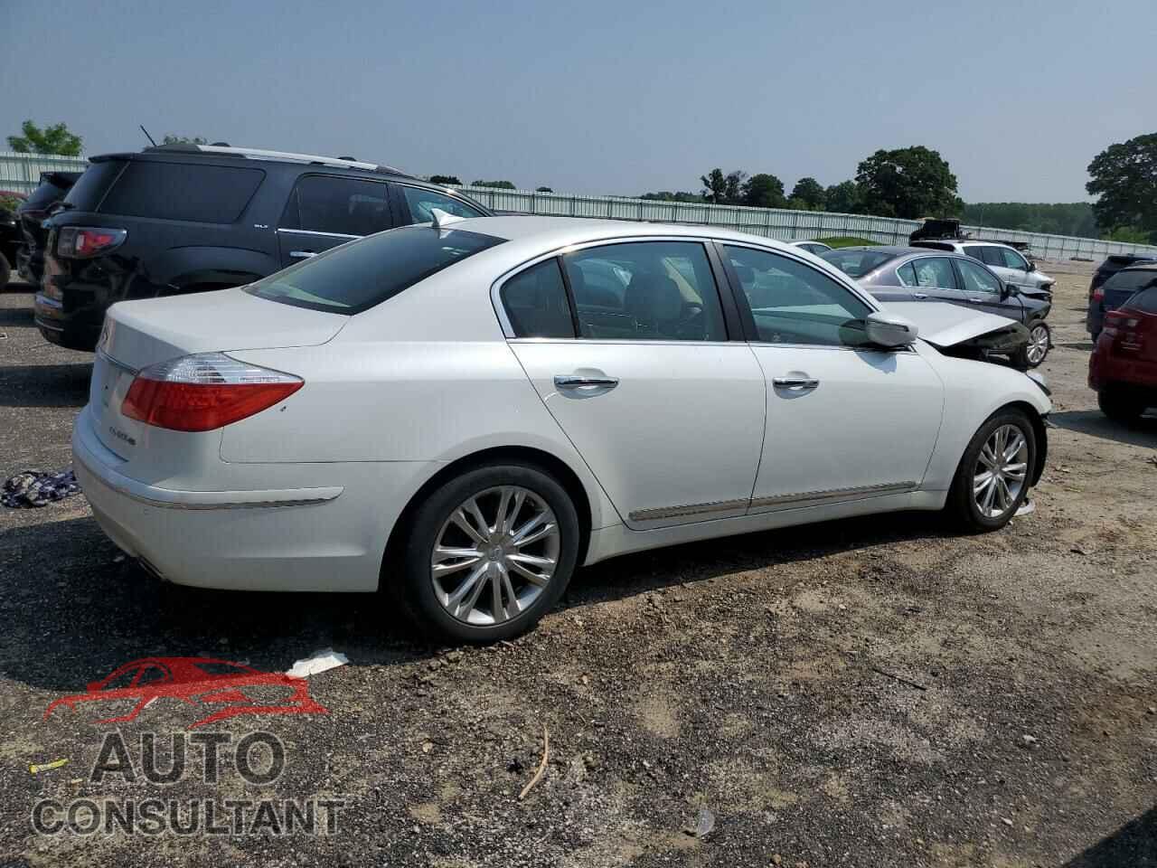 HYUNDAI GENESIS 2011 - KMHGC4DF7BU145040