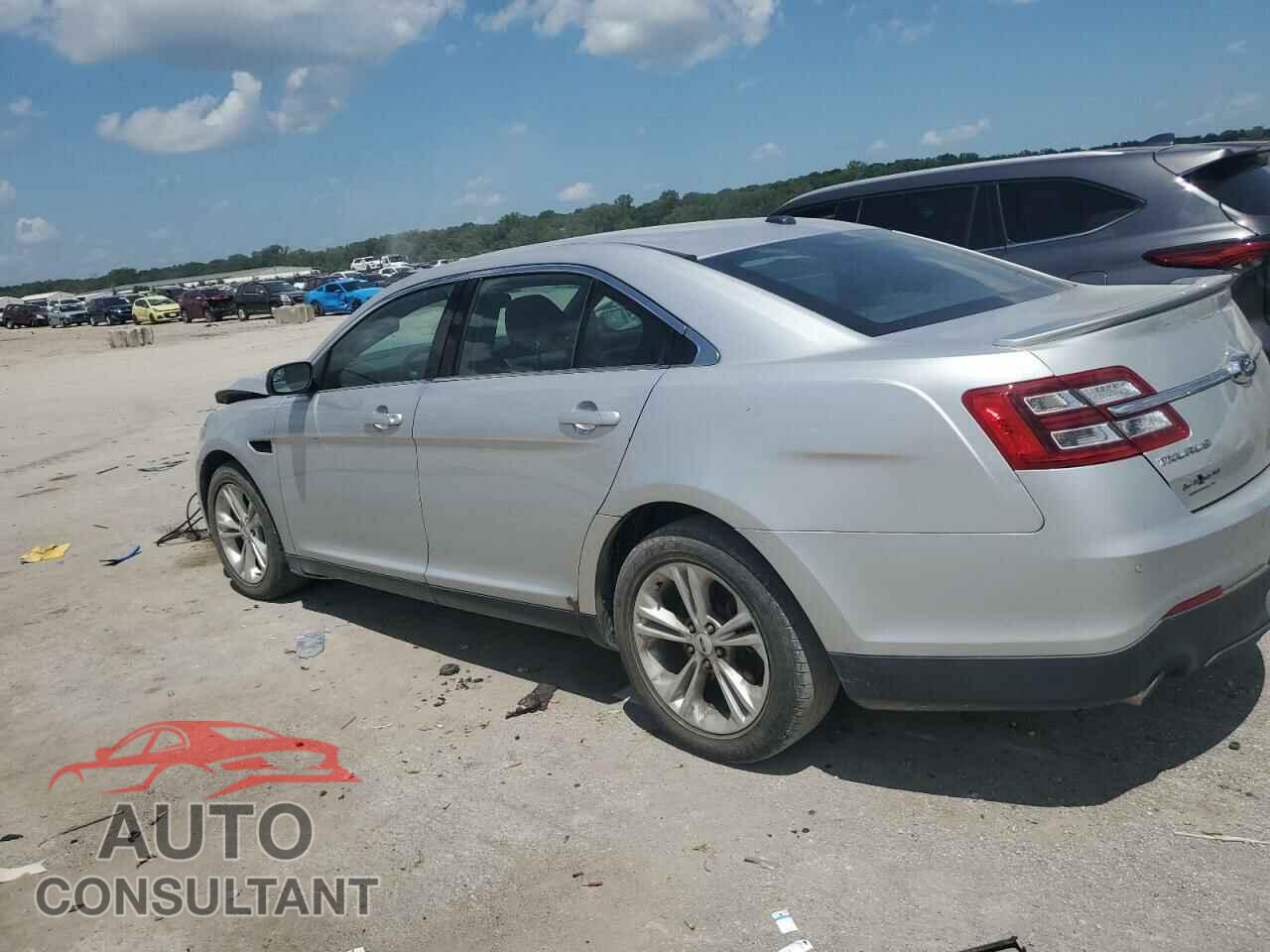 FORD TAURUS 2014 - 1FAHP2E89EG171133