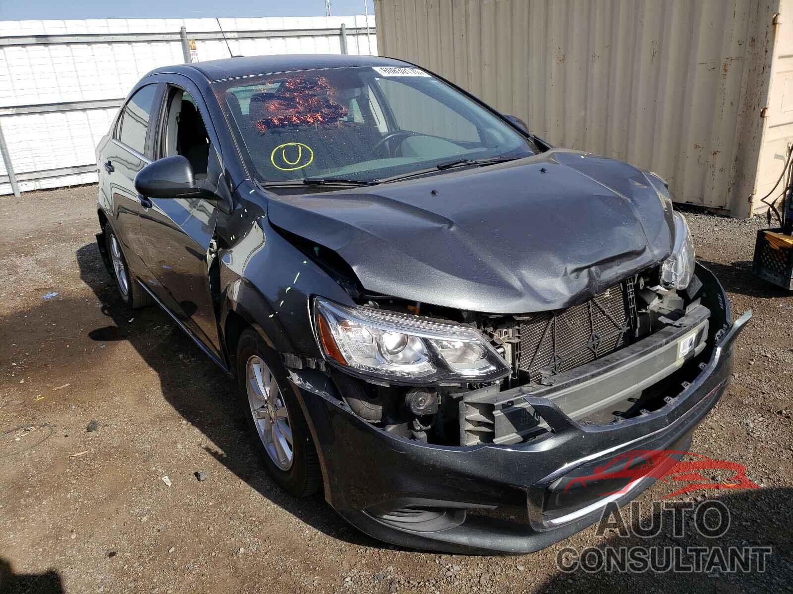 CHEVROLET SONIC 2017 - 1G1JD5SH8H4159872