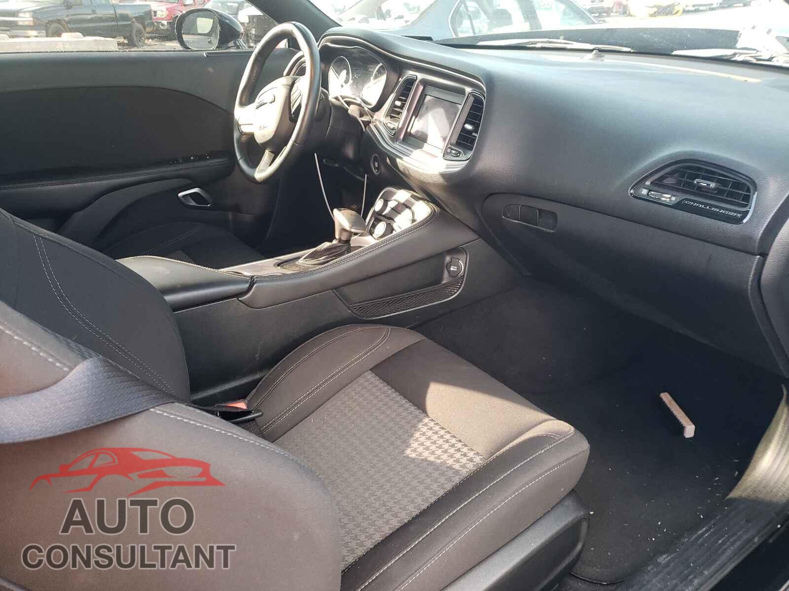 DODGE CHALLENGER 2019 - 2C3CDZAG1KH687381