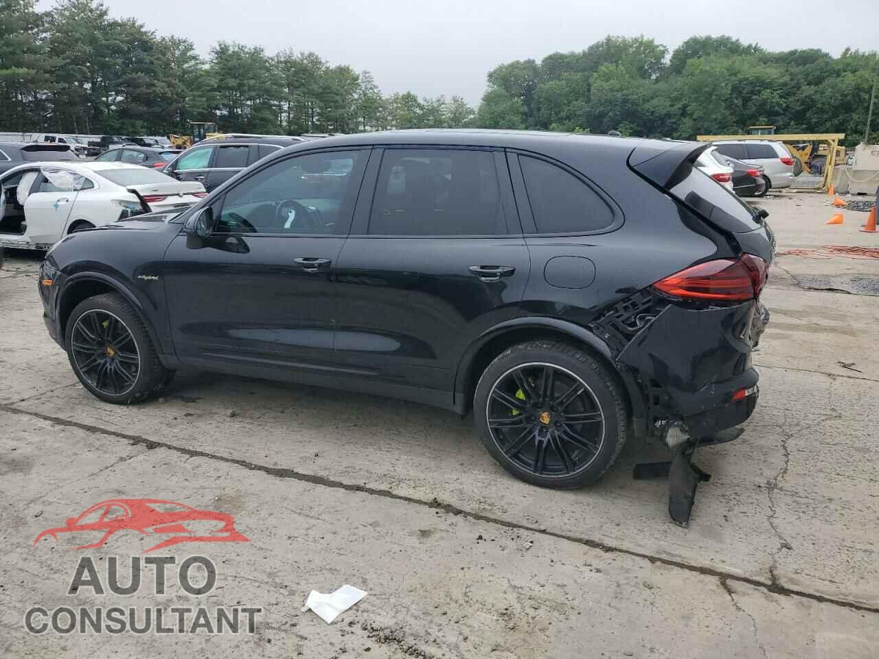 PORSCHE CAYENNE 2018 - WP1AE2A27JLA71504