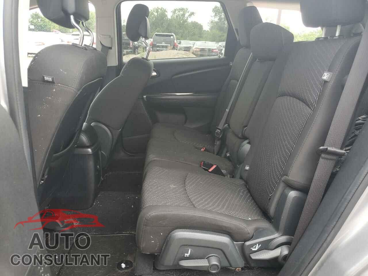 DODGE JOURNEY 2017 - 3C4PDCBG5HT526654