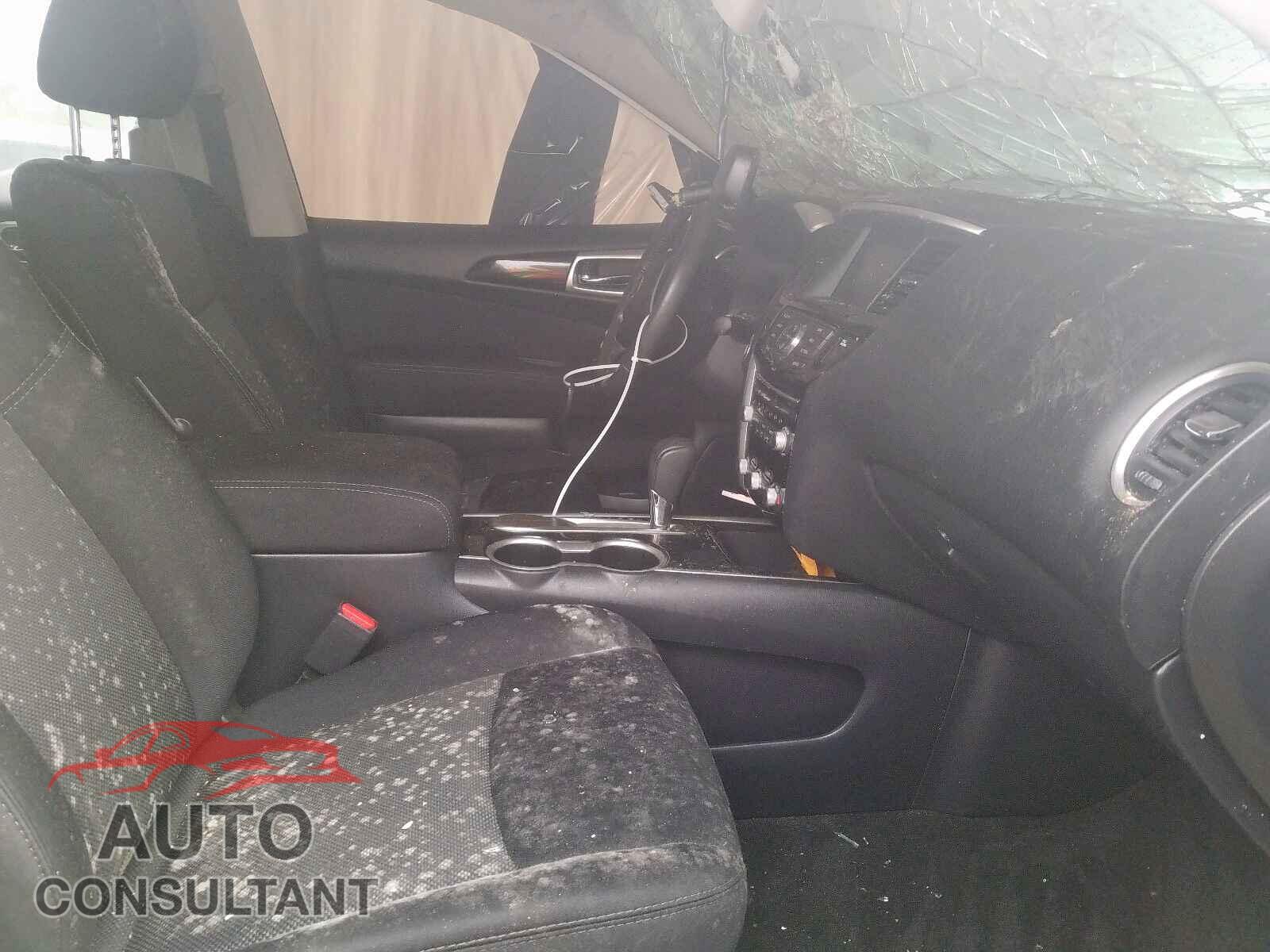NISSAN PATHFINDER 2017 - 5N1DR2MN0HC902775