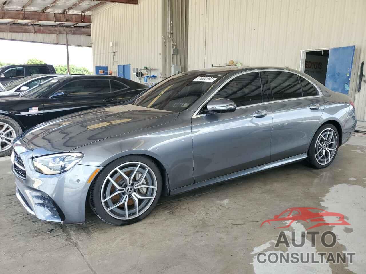 MERCEDES-BENZ E-CLASS 2021 - W1KZF8EB1MA840115