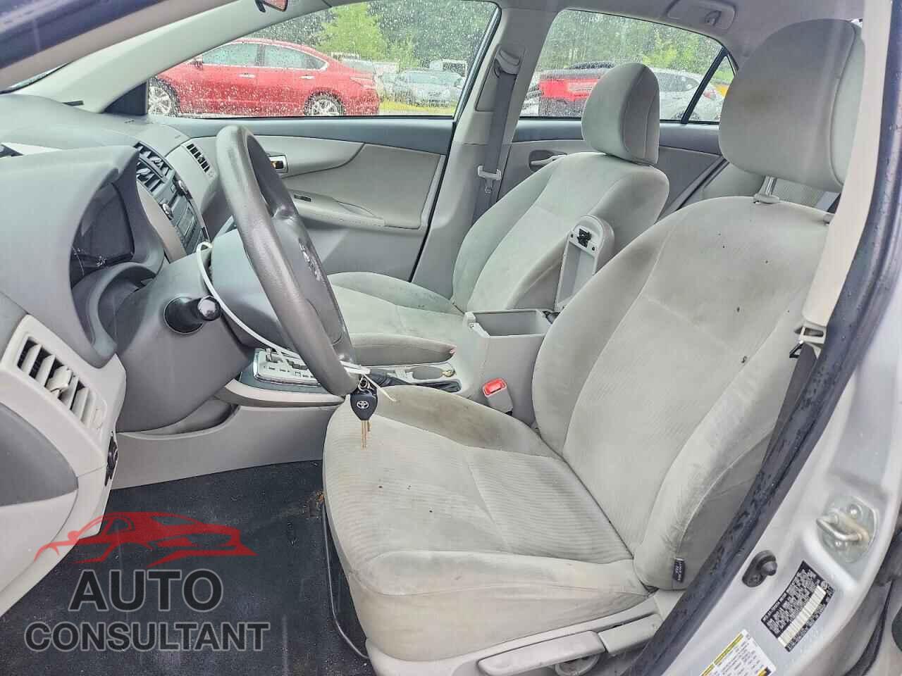 TOYOTA COROLLA 2010 - 2T1BU4EE4AC242841