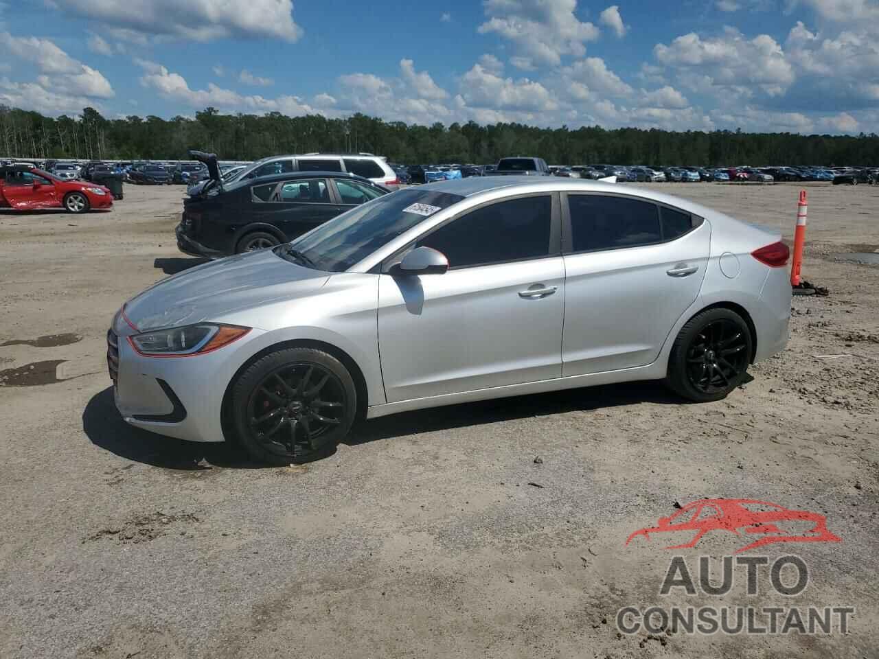 HYUNDAI ELANTRA 2018 - 5NPD84LF4JH247284