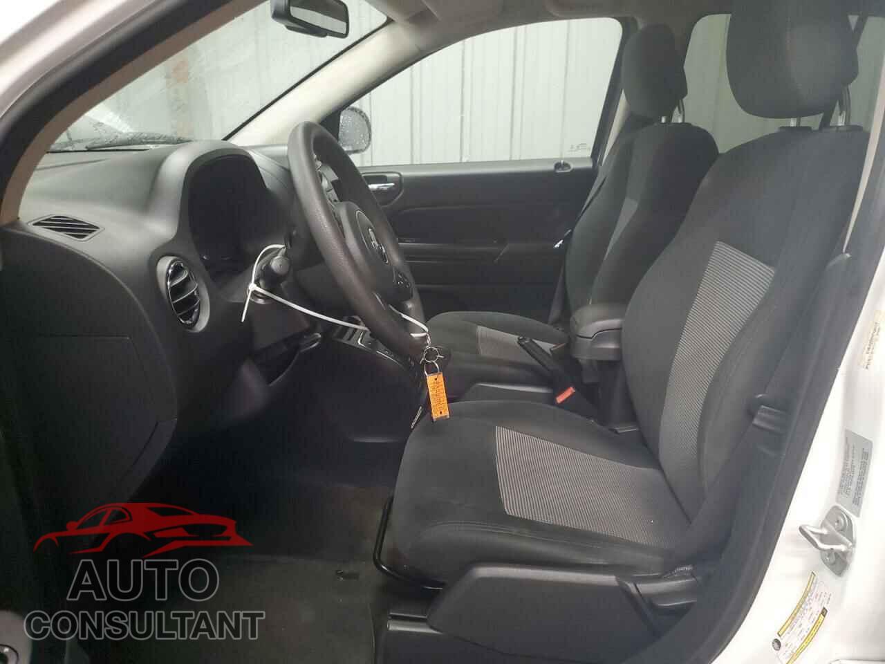 JEEP COMPASS 2017 - 1C4NJDBB6HD106773