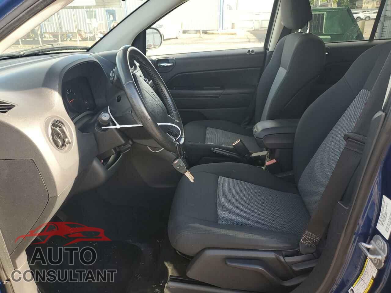 JEEP COMPASS 2010 - 1J4NF4FB3AD519147