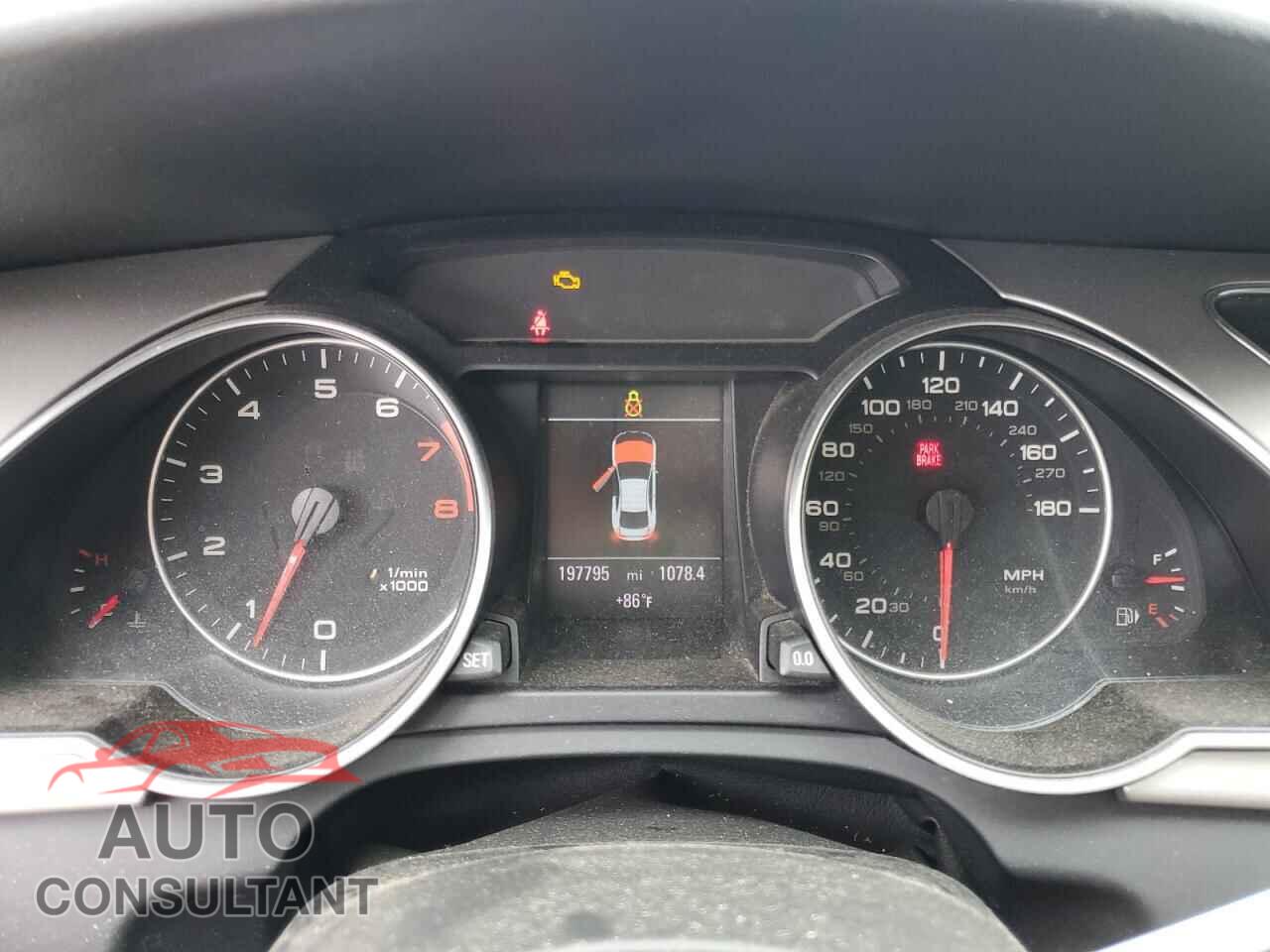 AUDI A5 2012 - WAURFAFR1CA001347