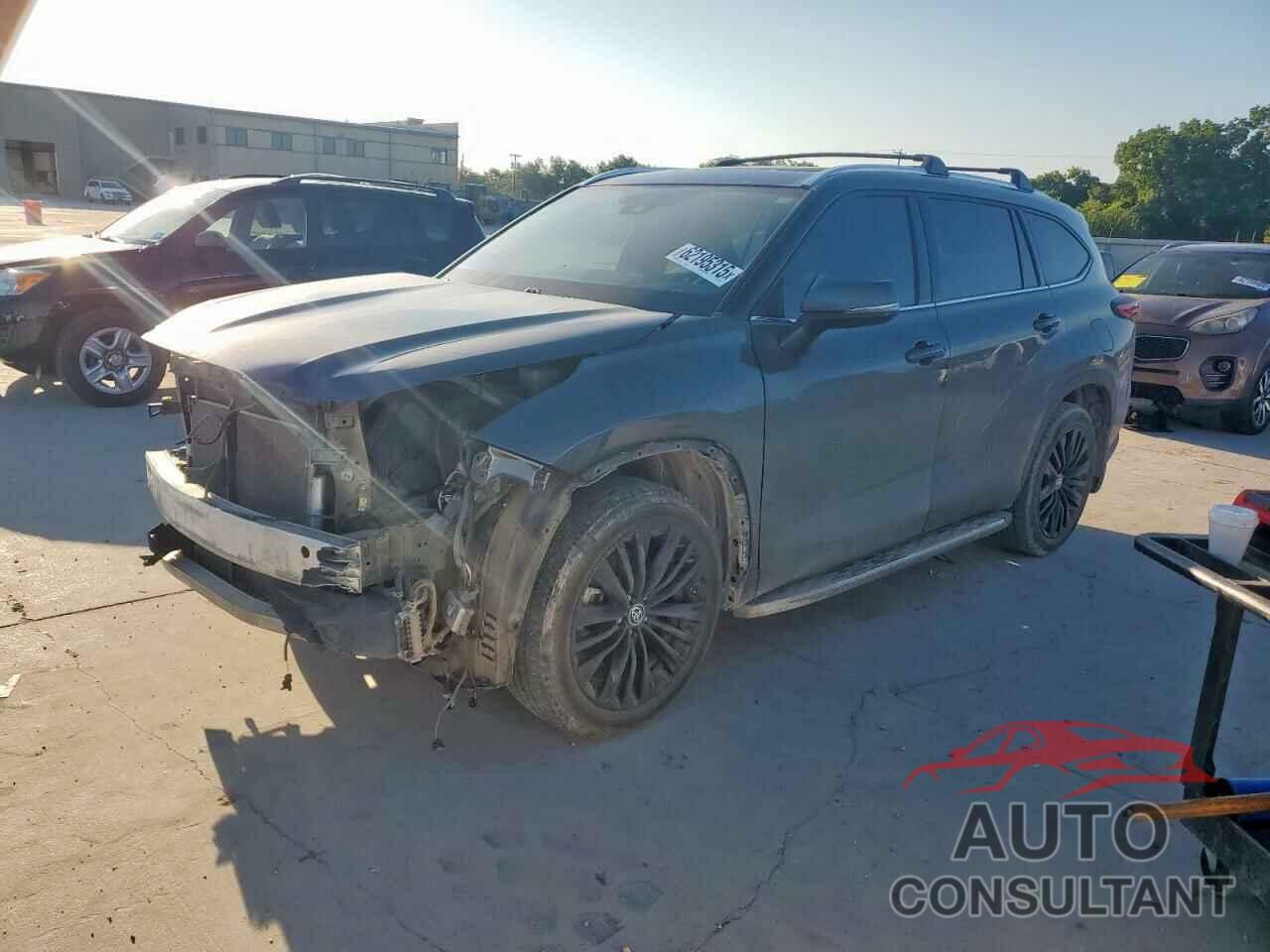 TOYOTA HIGHLANDER 2022 - 5TDFZRAHXNS121177