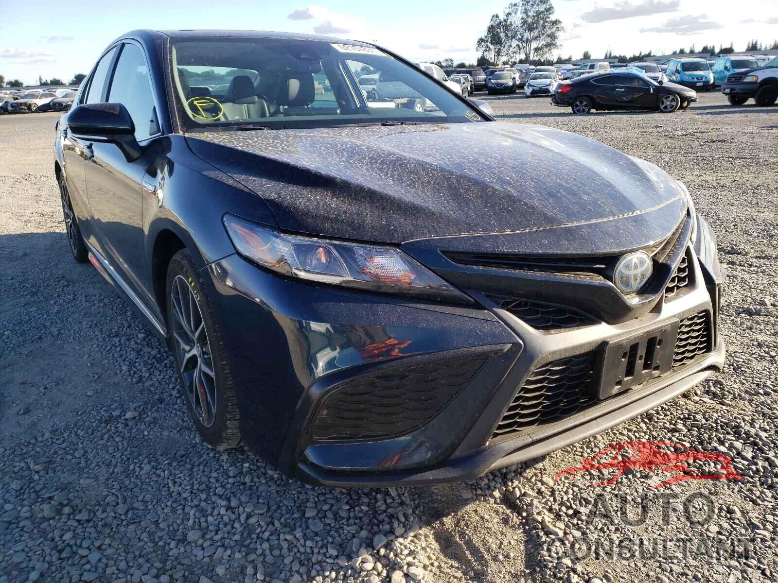TOYOTA CAMRY 2021 - 4T1S31AK3MU553211