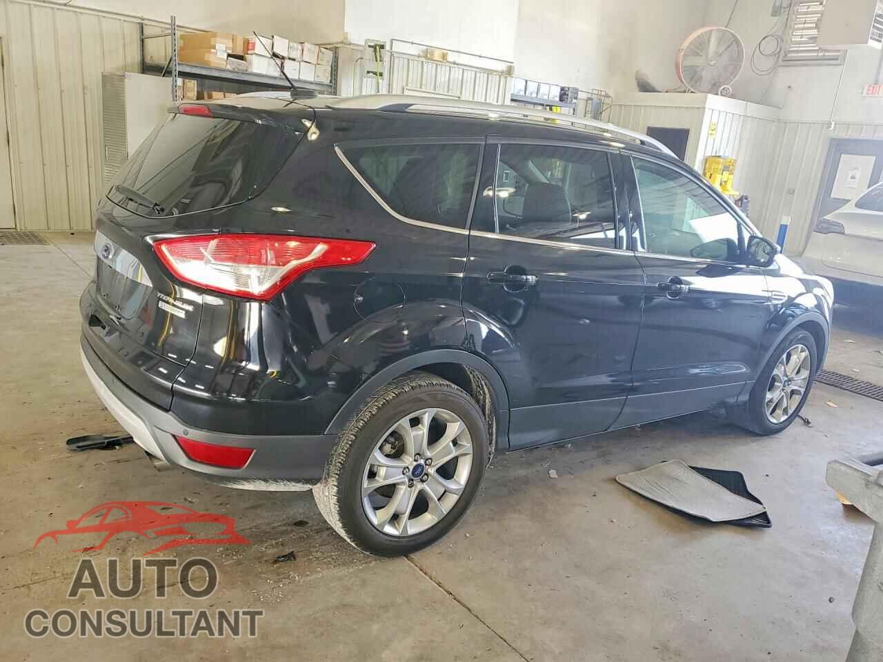 FORD ESCAPE 2016 - 1FMCU0JX5GUB20436