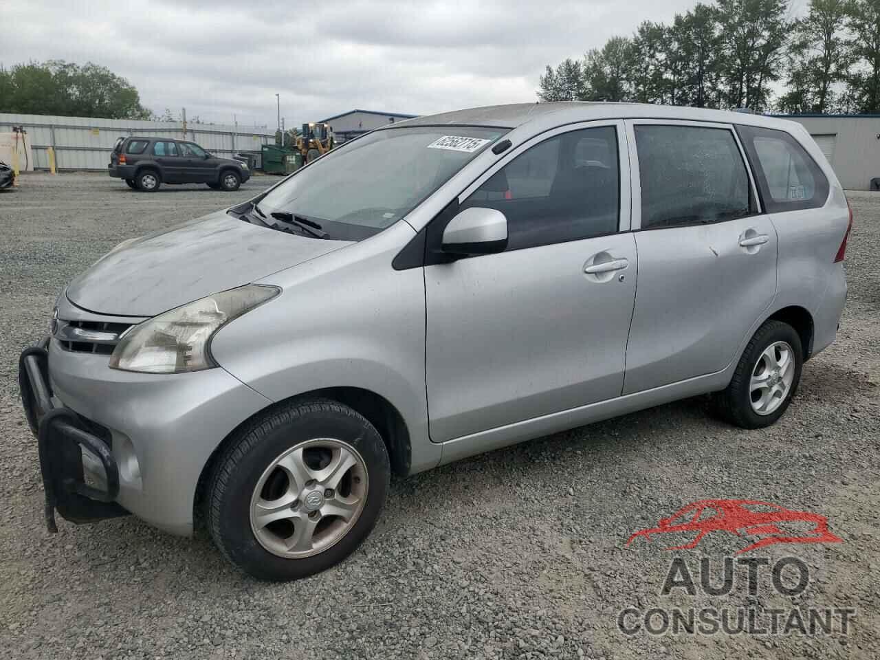 TOYOTA AVANZA 2015 - MHKMC13F7FK011661
