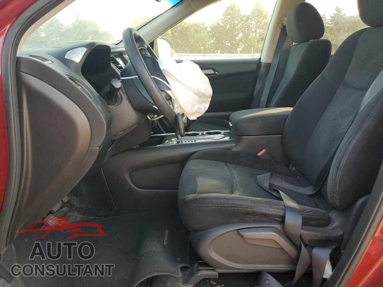 NISSAN PATHFINDER 2016 - 5N1AR2MN3GC647301