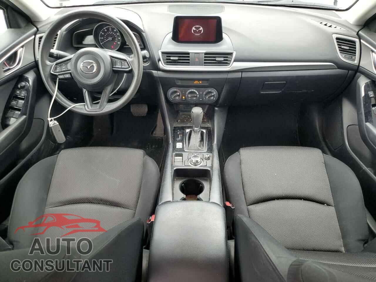 MAZDA 3 2017 - 3MZBN1U76HM133388