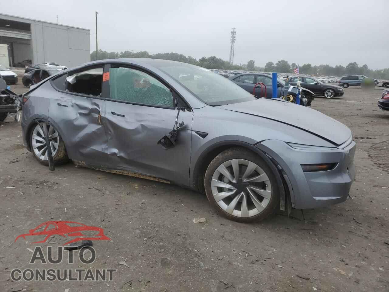 TESLA MODEL Y 2026 - 7SAYGDEEXTF326312
