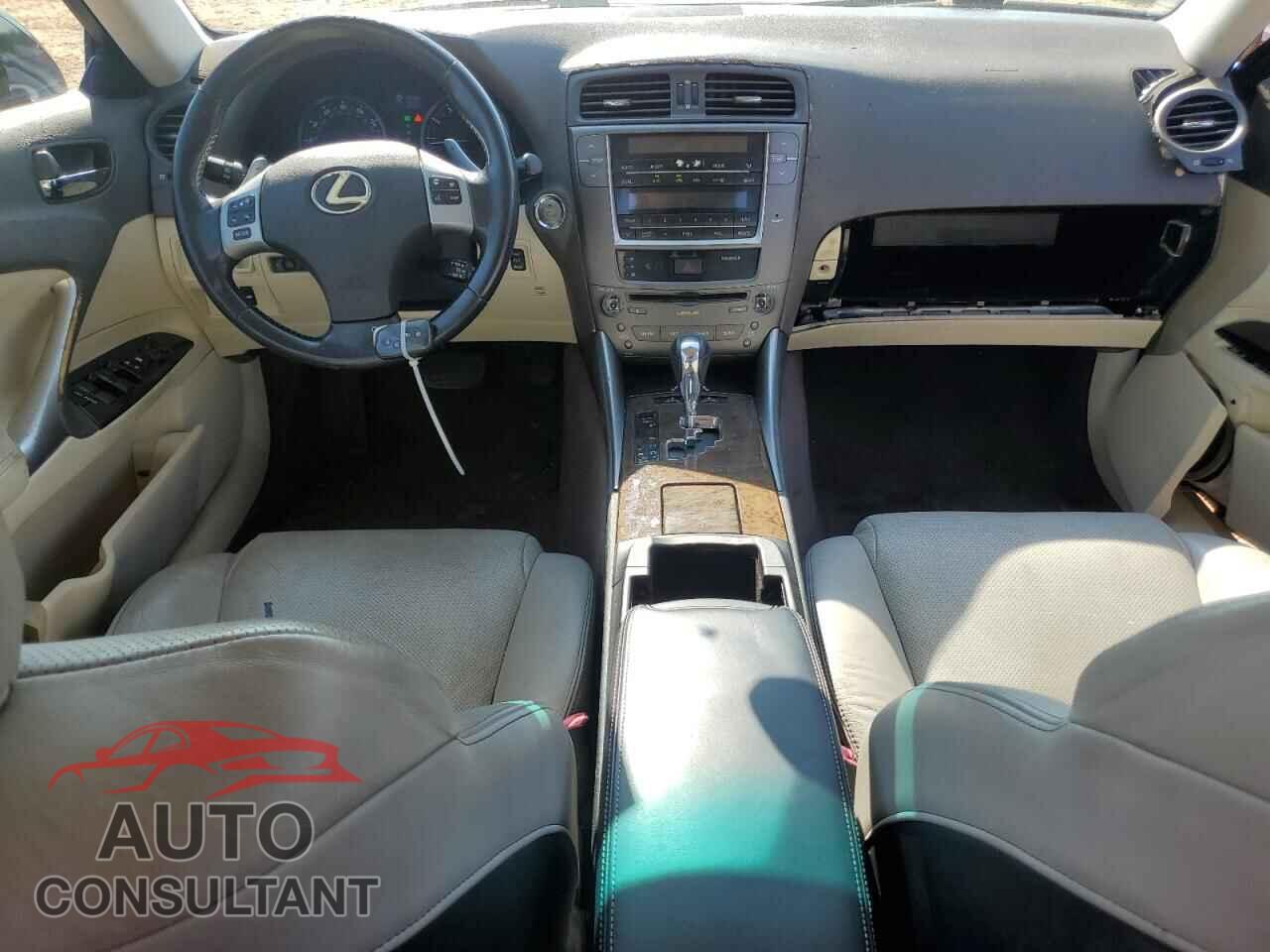 LEXUS IS 2011 - JTHBF5C2XB5132625