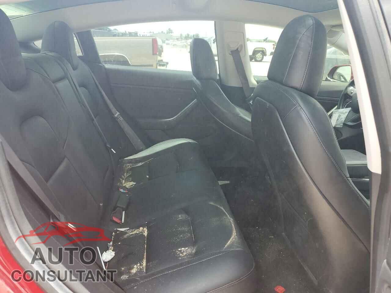 TESLA MODEL 3 2018 - 5YJ3E1EBXJF064029