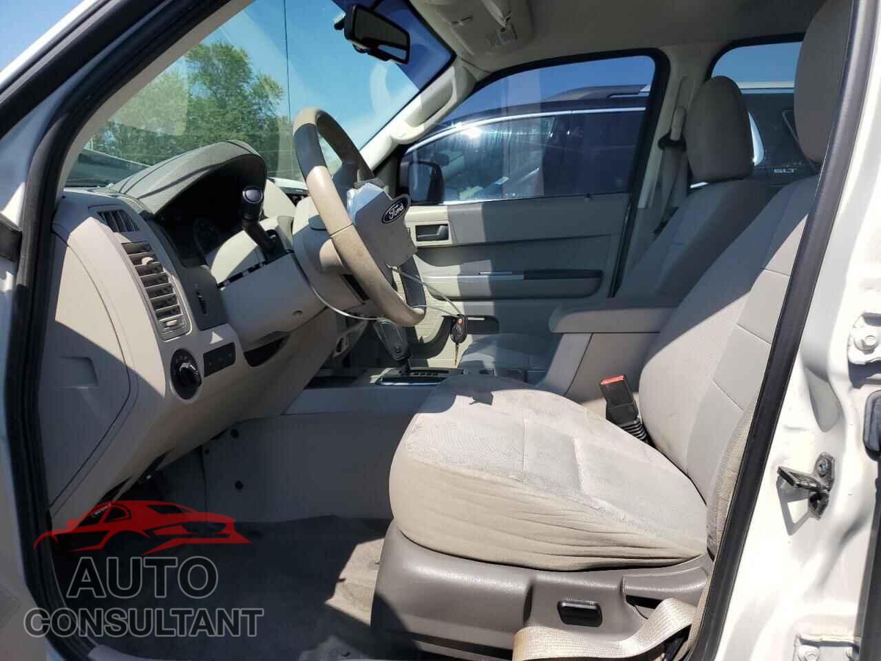 FORD ESCAPE 2011 - 1FMCU0D75BKA66054