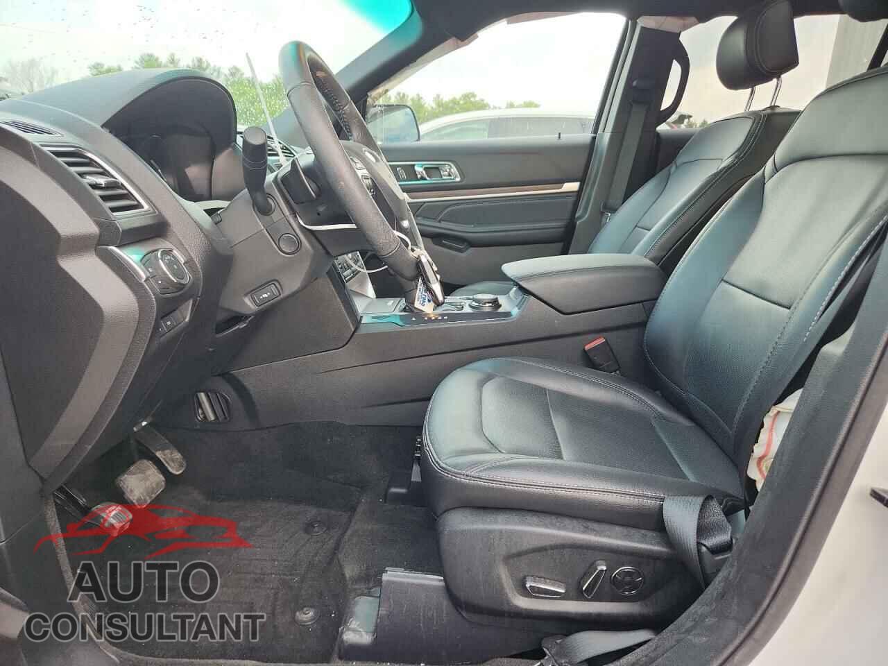 FORD EXPLORER 2017 - 1FM5K8F82HGA99558