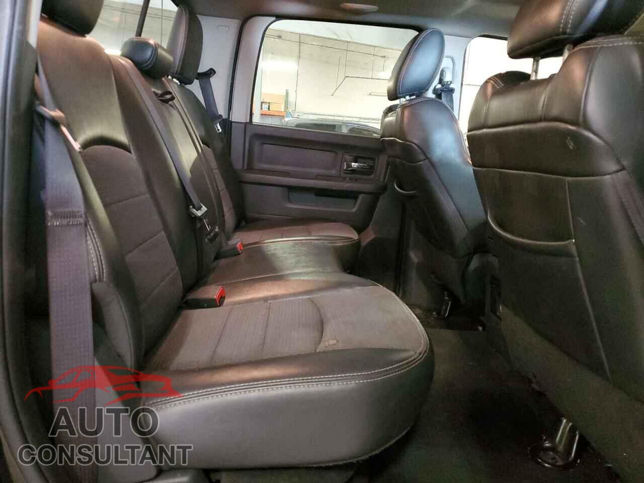 DODGE RAM 1500 2012 - 1C6RD7MT3CS215610