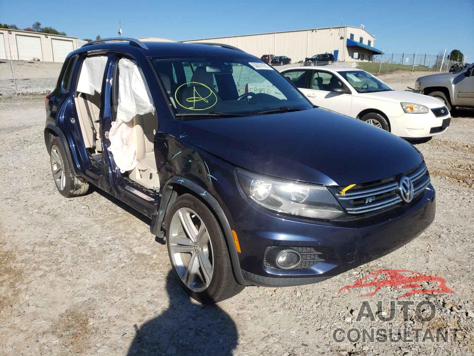 VOLKSWAGEN TIGUAN 2016 - WVGAV7AX3GW037931