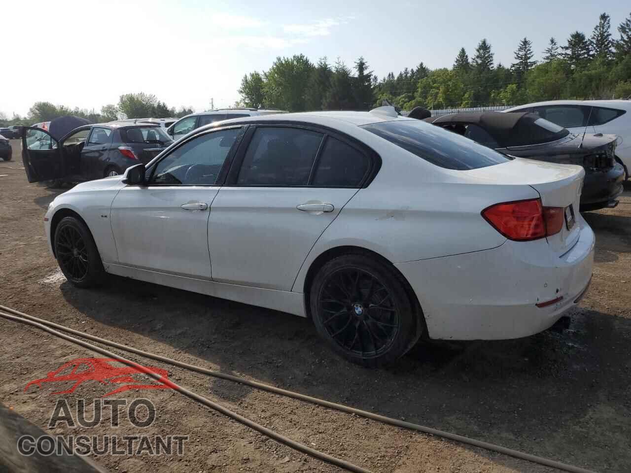 BMW 3 SERIES 2012 - WBA3A5C58CF257906