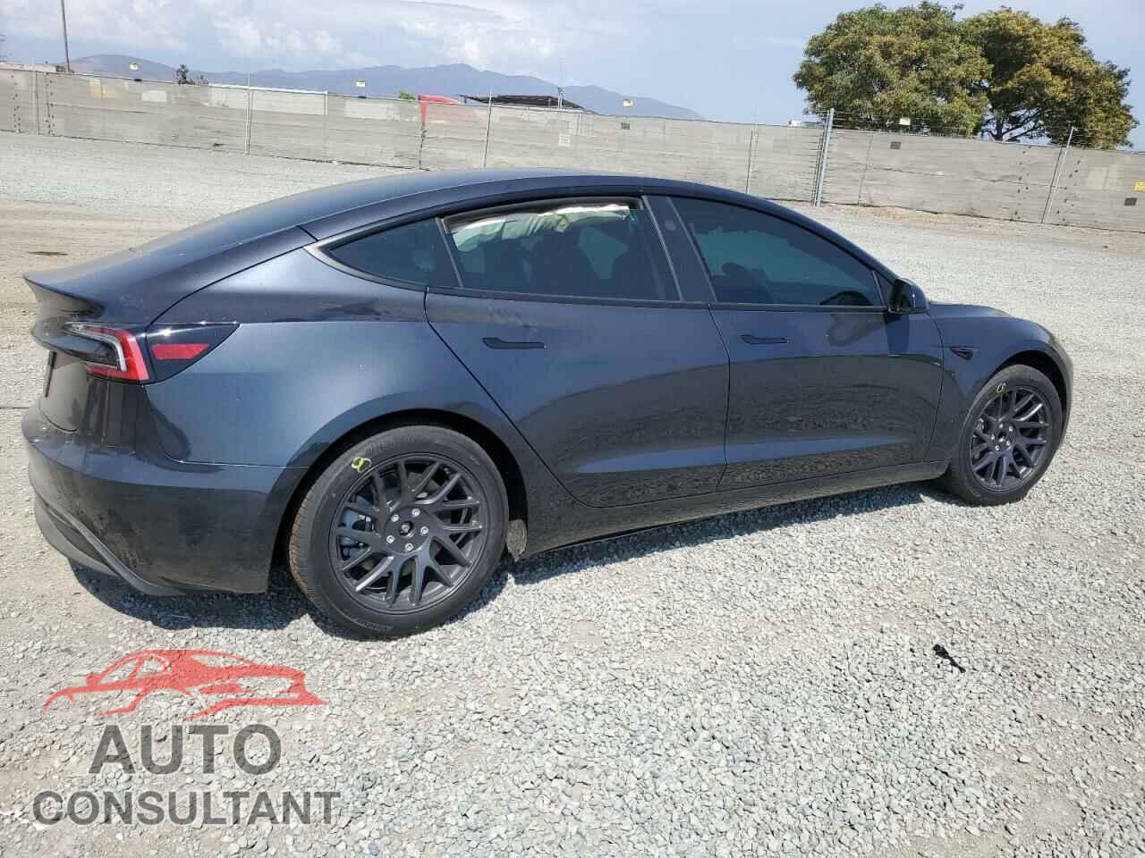 TESLA MODEL 3 2024 - 5YJ3E1EA0RF745612