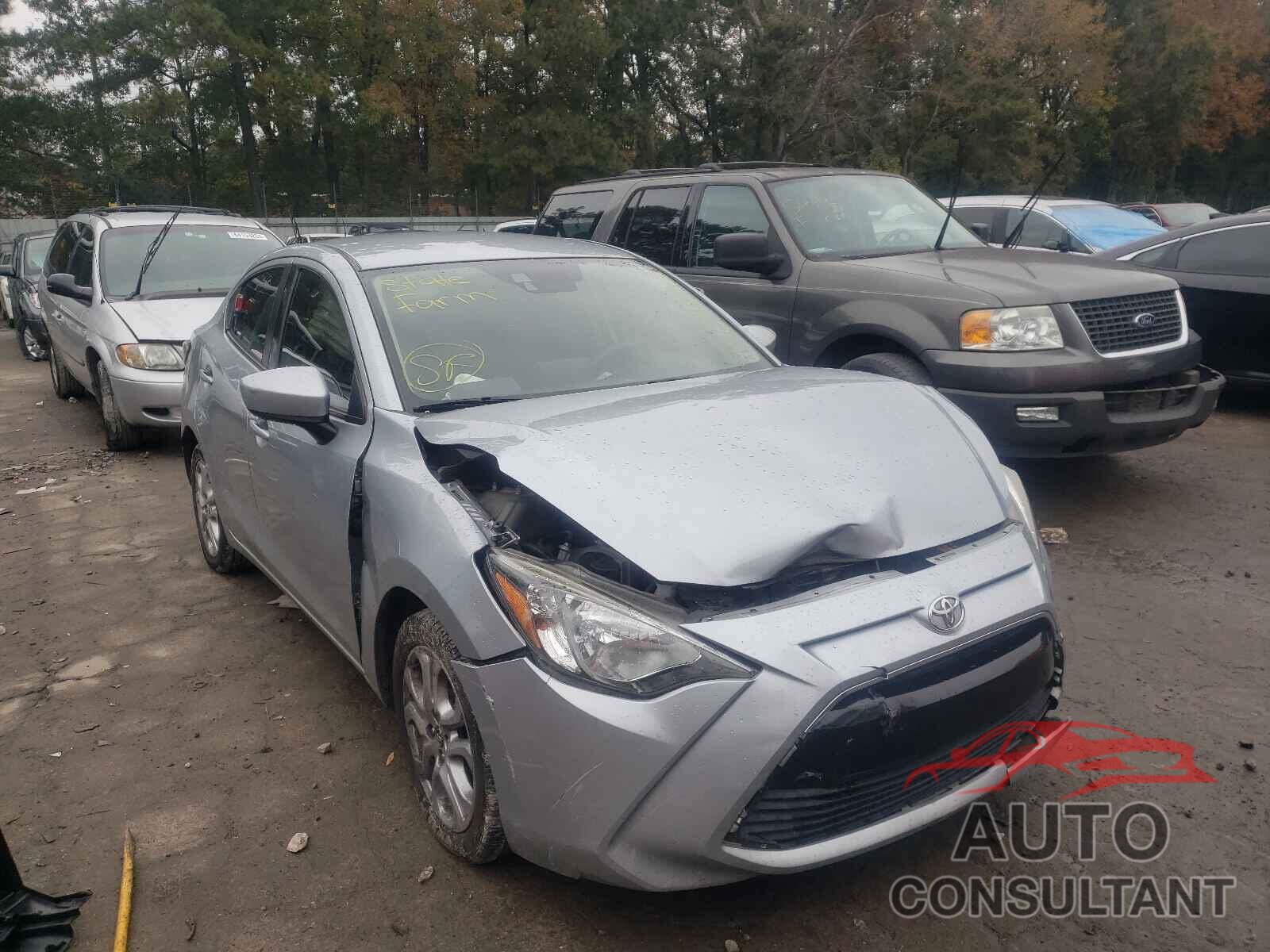 TOYOTA YARIS 2017 - 3MYDLBYV9HY190694