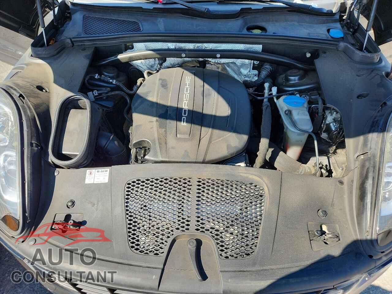 PORSCHE MACAN 2017 - WP1AA2A56HLB80763