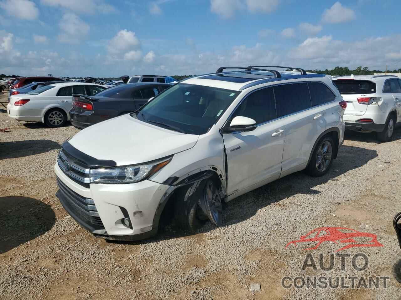 TOYOTA HIGHLANDER 2018 - 5TDDGRFH2JS047222