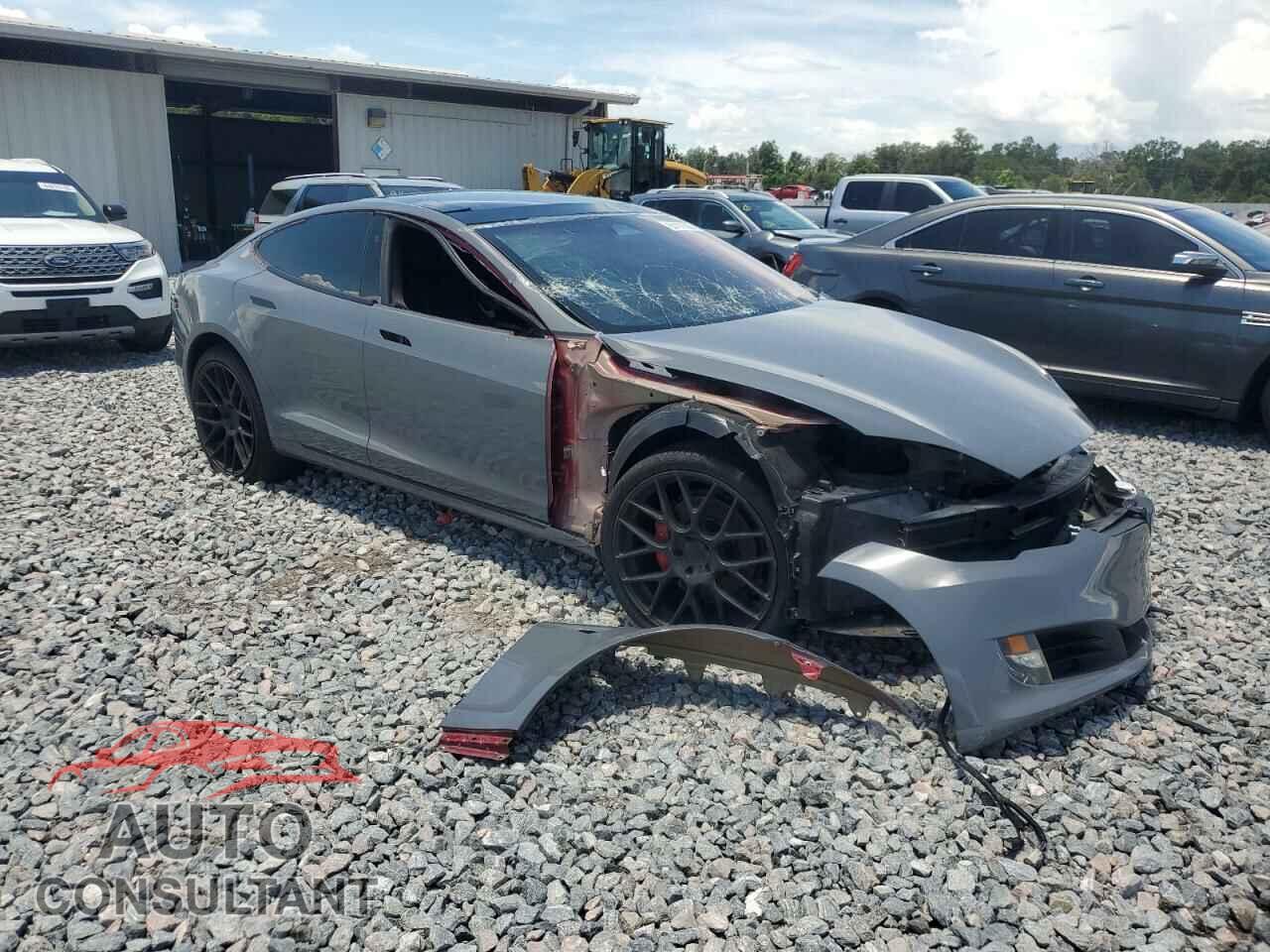 TESLA MODEL S 2018 - 5YJSA1E48JF239712