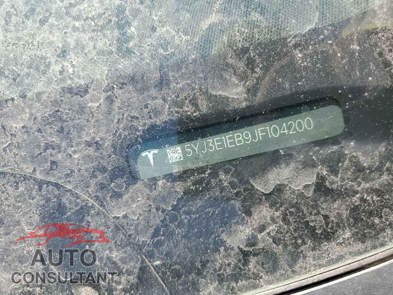 TESLA MODEL 3 2018 - 5YJ3E1EB9JF104200
