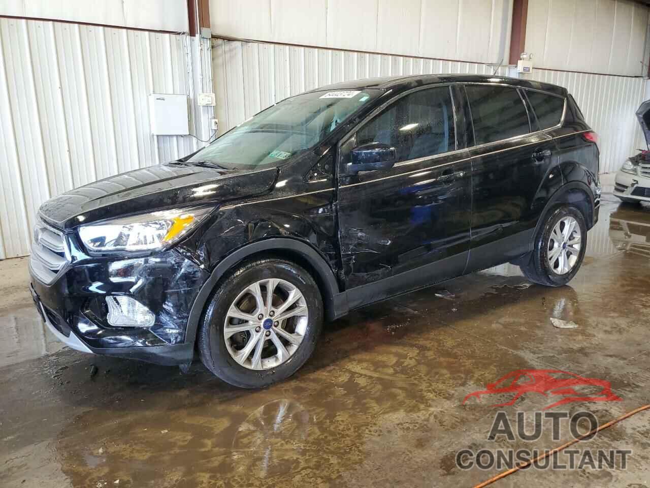 FORD ESCAPE 2017 - 1FMCU0GD5HUE51080